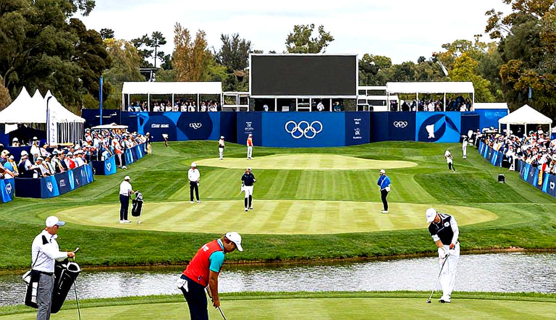 Khi dữ liệu golf im lặng: Bài học từ sự trống rỗng của phân tích