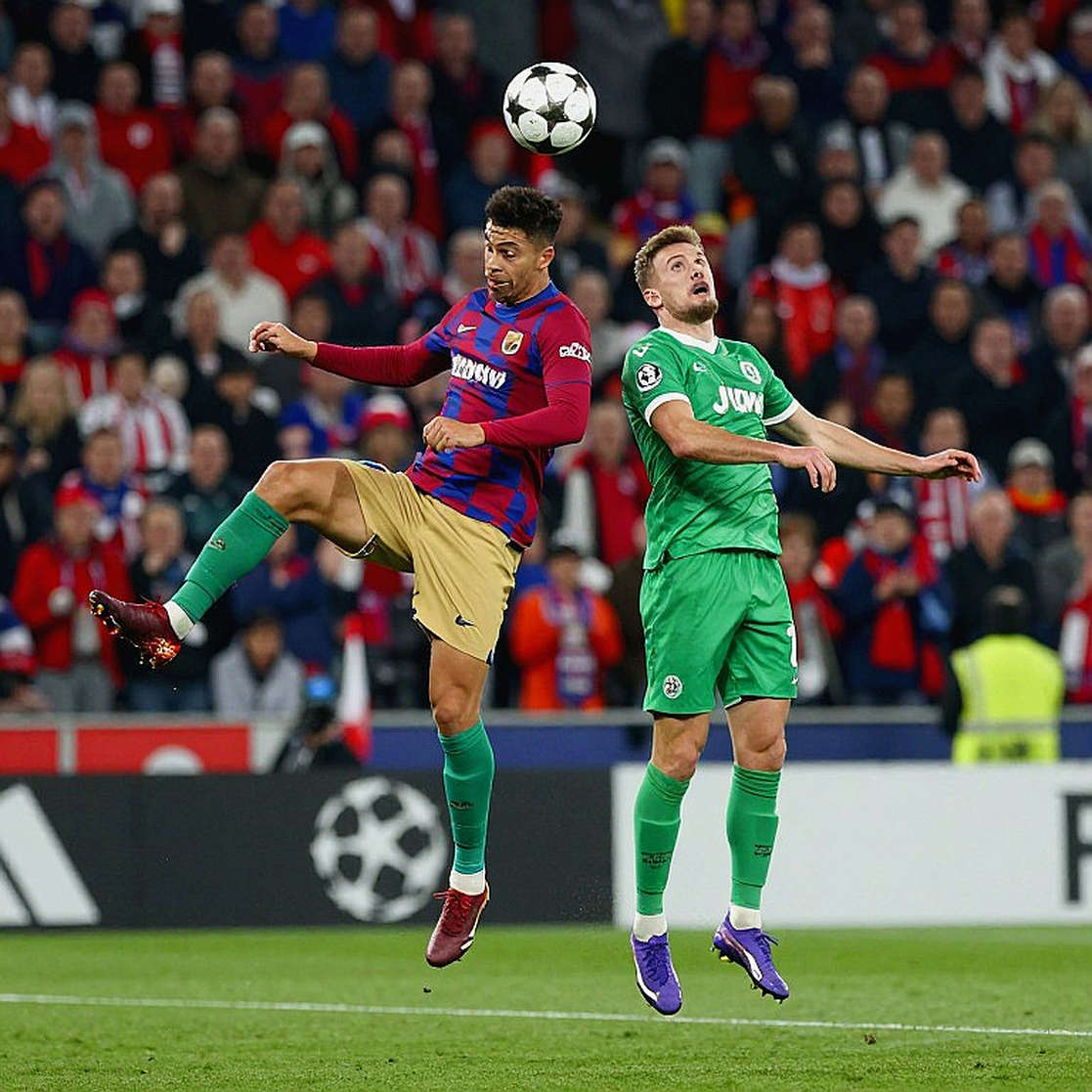 V.League và hồ sơ để trống: khi sự im lặng được nộp kèm dữ liệu