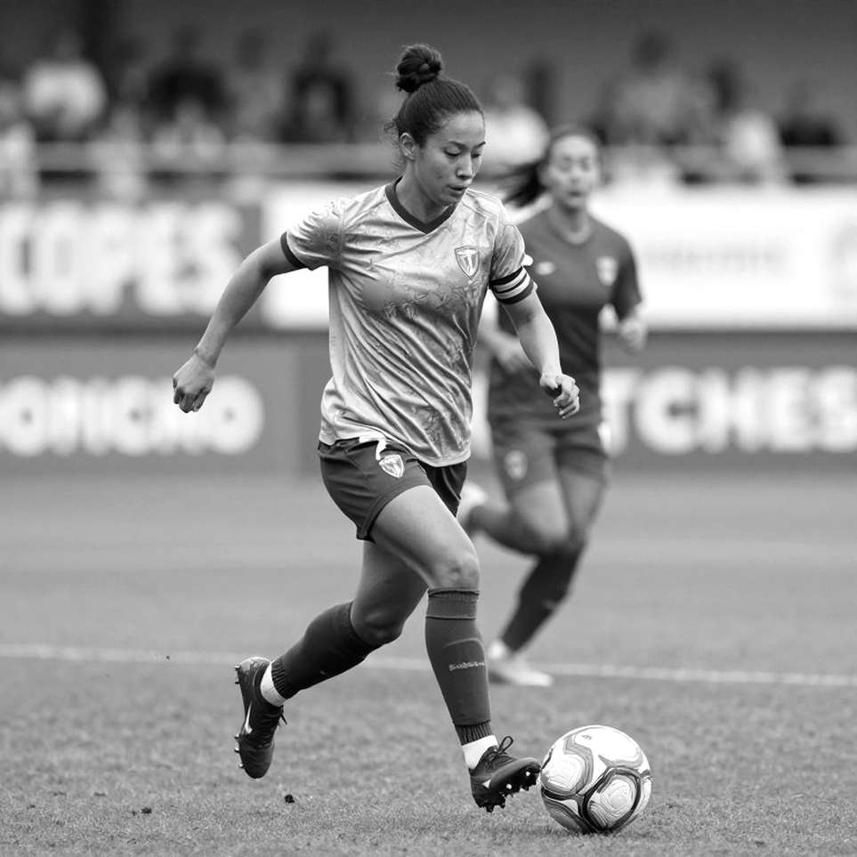 Dưới bảng tỉ số V.League: giấy phép câu lạc bộ, quỹ lương và tiếng ồn chuyển nhượng