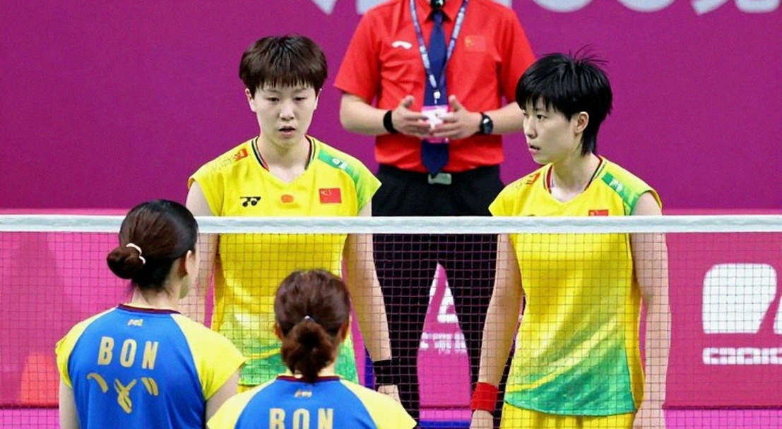 Vùng xám Super 100: Khi Ashmita Chaliha hỏi BWF về tiêu chuẩn sân đấu