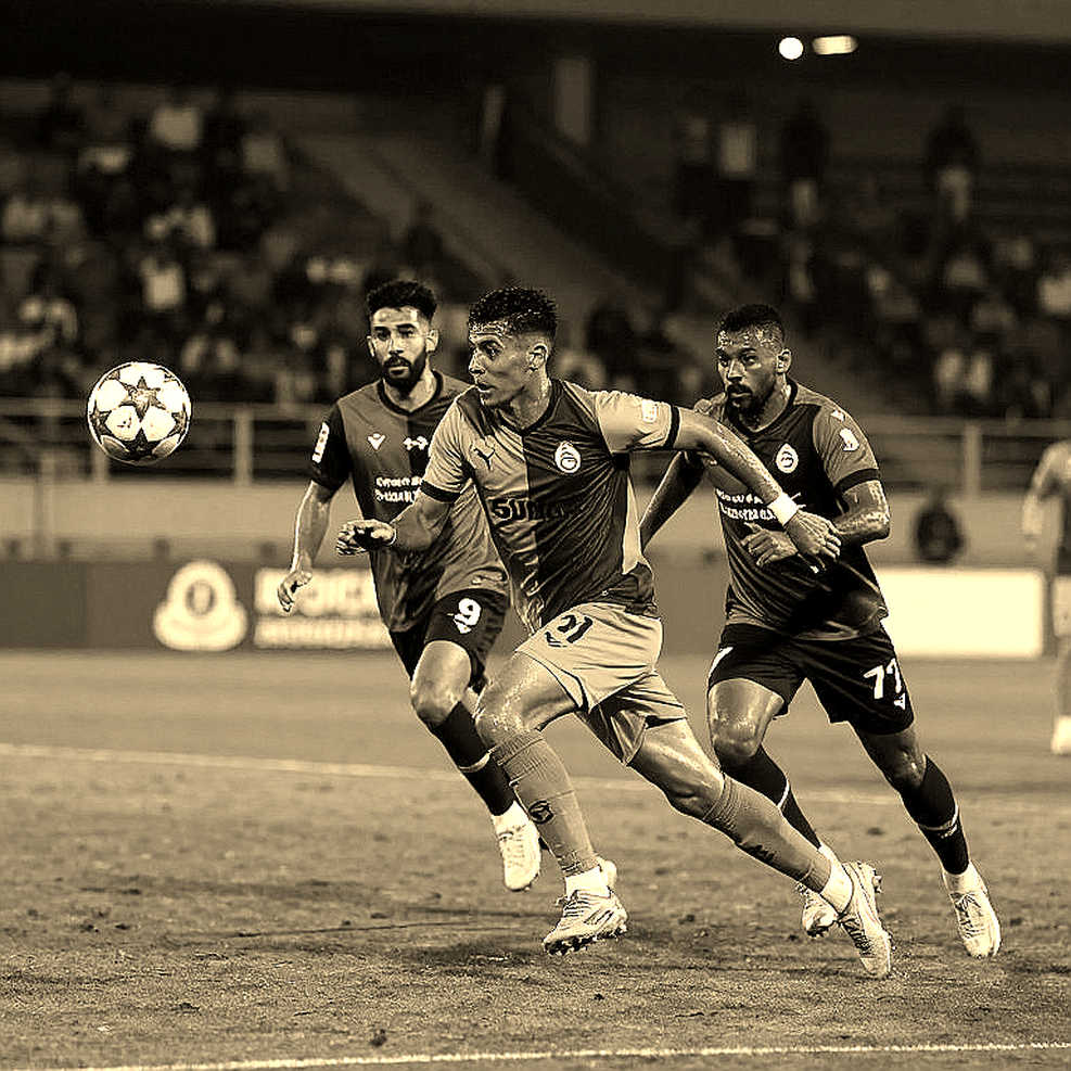 Thailand U23 0-0 Japan U23 at half-time: Defense is the real class boundary at ASIAD 20 Thailand U23 0-0 Japan U23 at half-time: Defense is the real class boundary at ASIAD 20