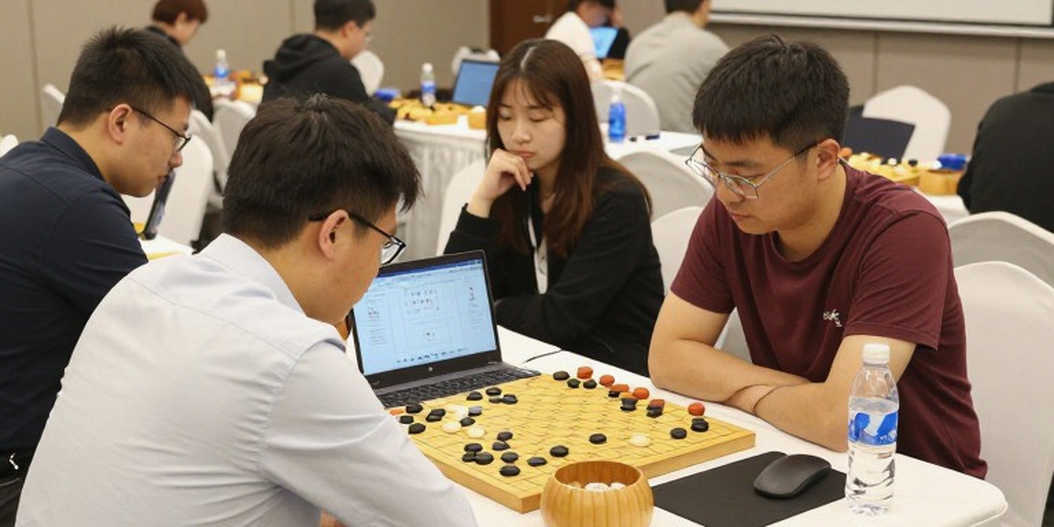 1.d4 d5: Bản đồ phòng thủ cho Đen khi Trắng quay lưng với 2.c4