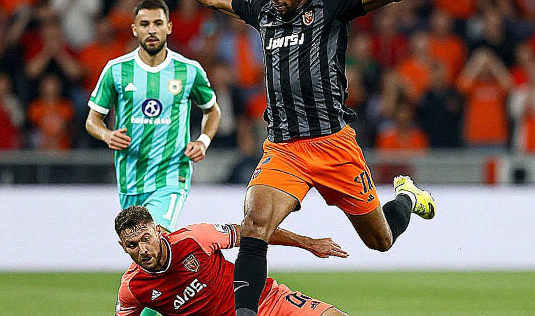 Zidane đang xây 'lồng kính' quanh đội tuyển Pháp: Sự thật đằng sau quyết định bị gọi là 'táo bạo'