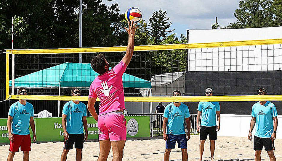 Chung kết Asiad 20: Khi 'bức tường' Trung Quốc không còn là điều duy nhất đáng nói