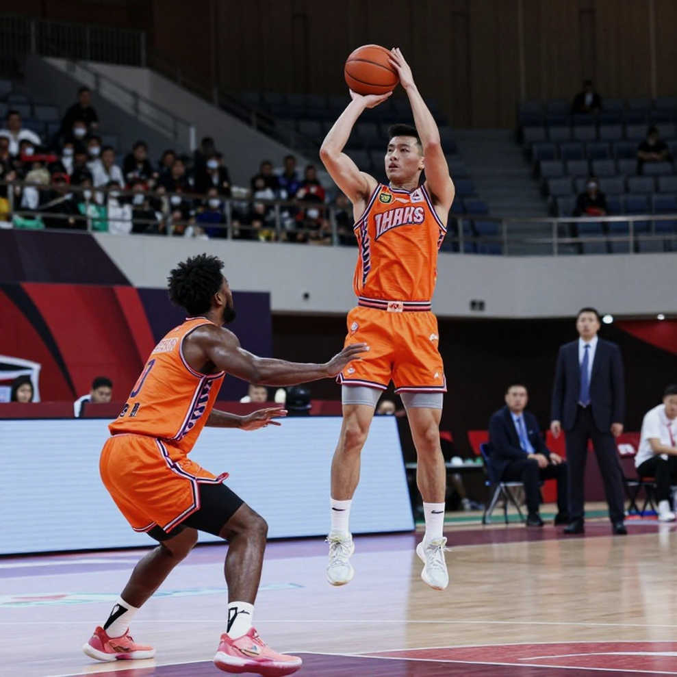 Lakers xóa tên Dalton Knecht, Bucks cắt Kevin Porter Jr.: hai tờ séc bị xé trước hạn chót đội hình